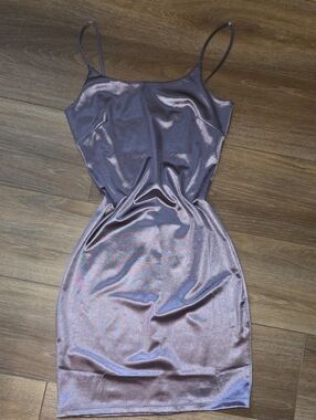 POPULAR 21 Satin Top in Shimmering Lavender